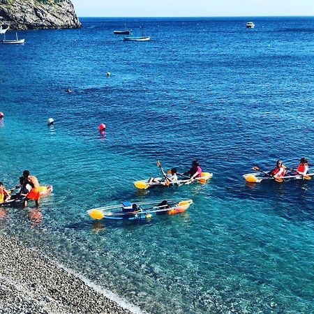 Lo Scoglio Hotel Marina del Cantone Екстериор снимка