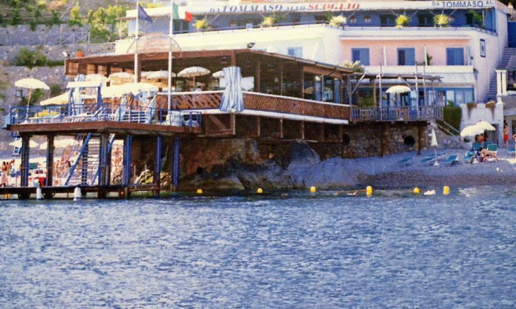 Lo Scoglio Hotel Marina del Cantone Екстериор снимка