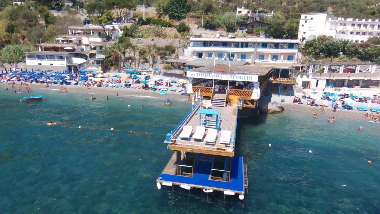 Lo Scoglio Hotel Marina del Cantone Екстериор снимка